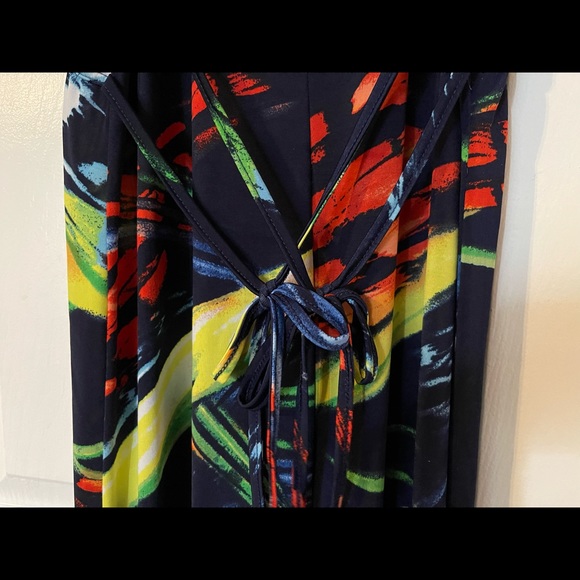 2 Maxi Dresses — fit like Lg - Picture 3 of 8